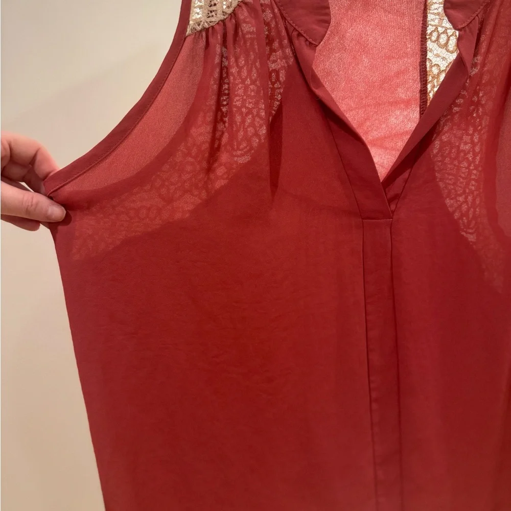 Elegant Burgundy Lace Blouse - Picture 2 of 5